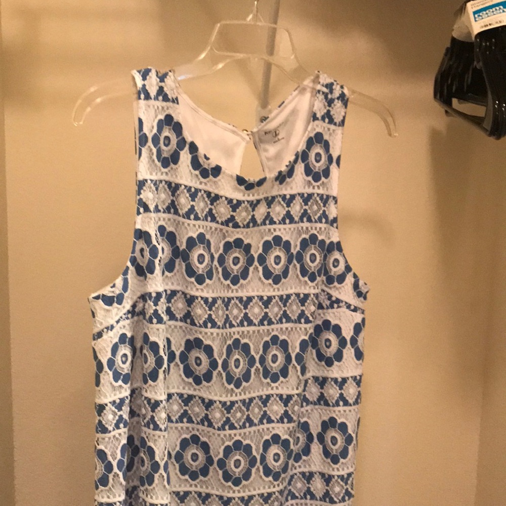 Kensie white n blue dresss
